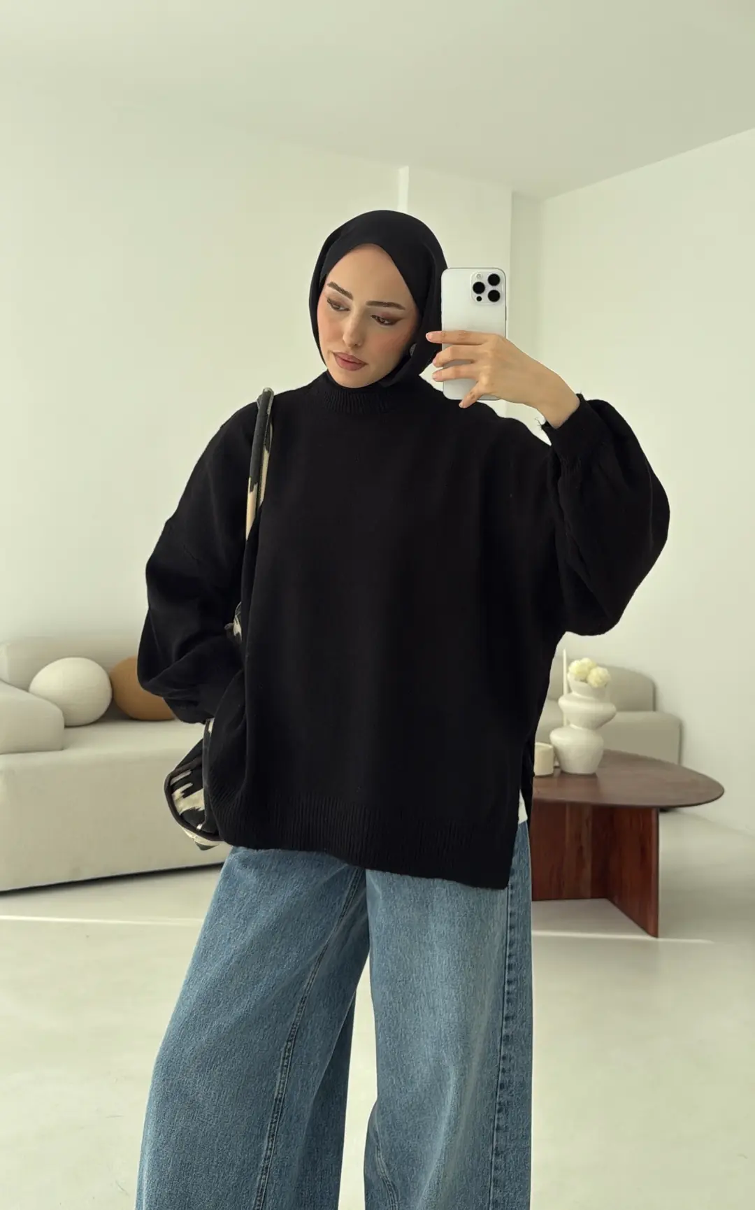 Yırtmaç Detay Balon Kol Kazak Siyah - Görsel 6