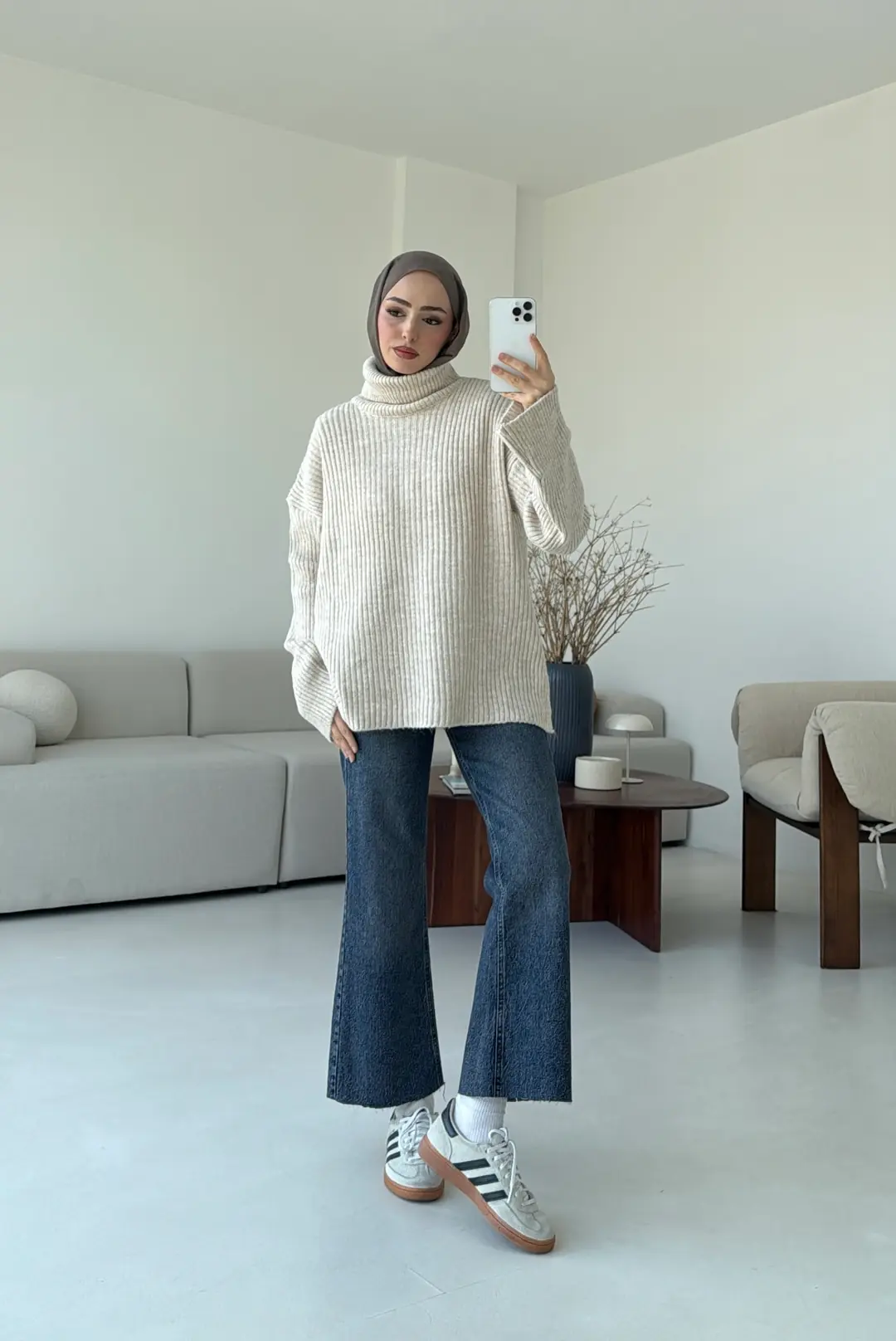 Yırtmaç Detay Flare Triko Kazak Bej - Görsel 4