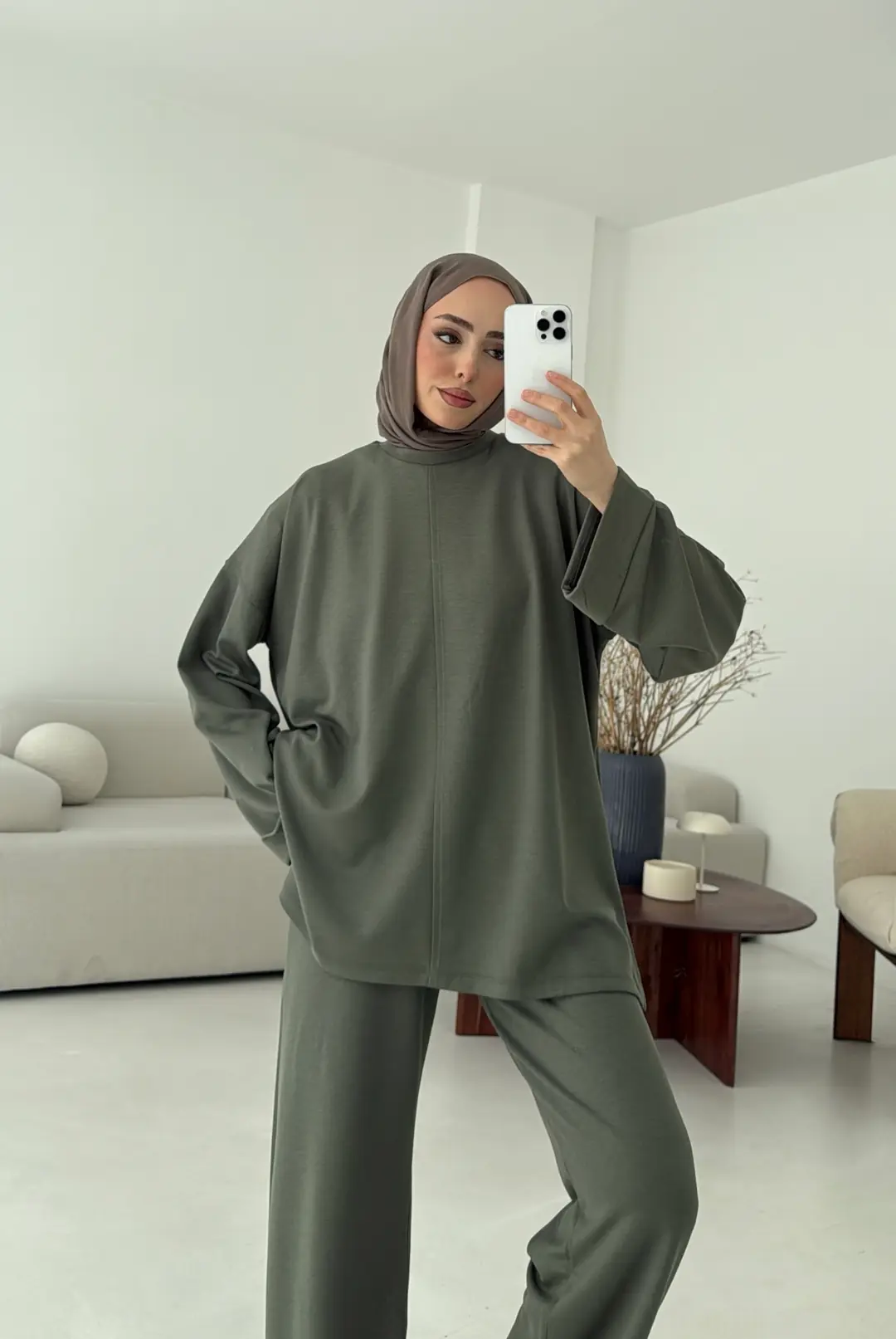 Yırtmaç Detay Takım Haki - Görsel 2