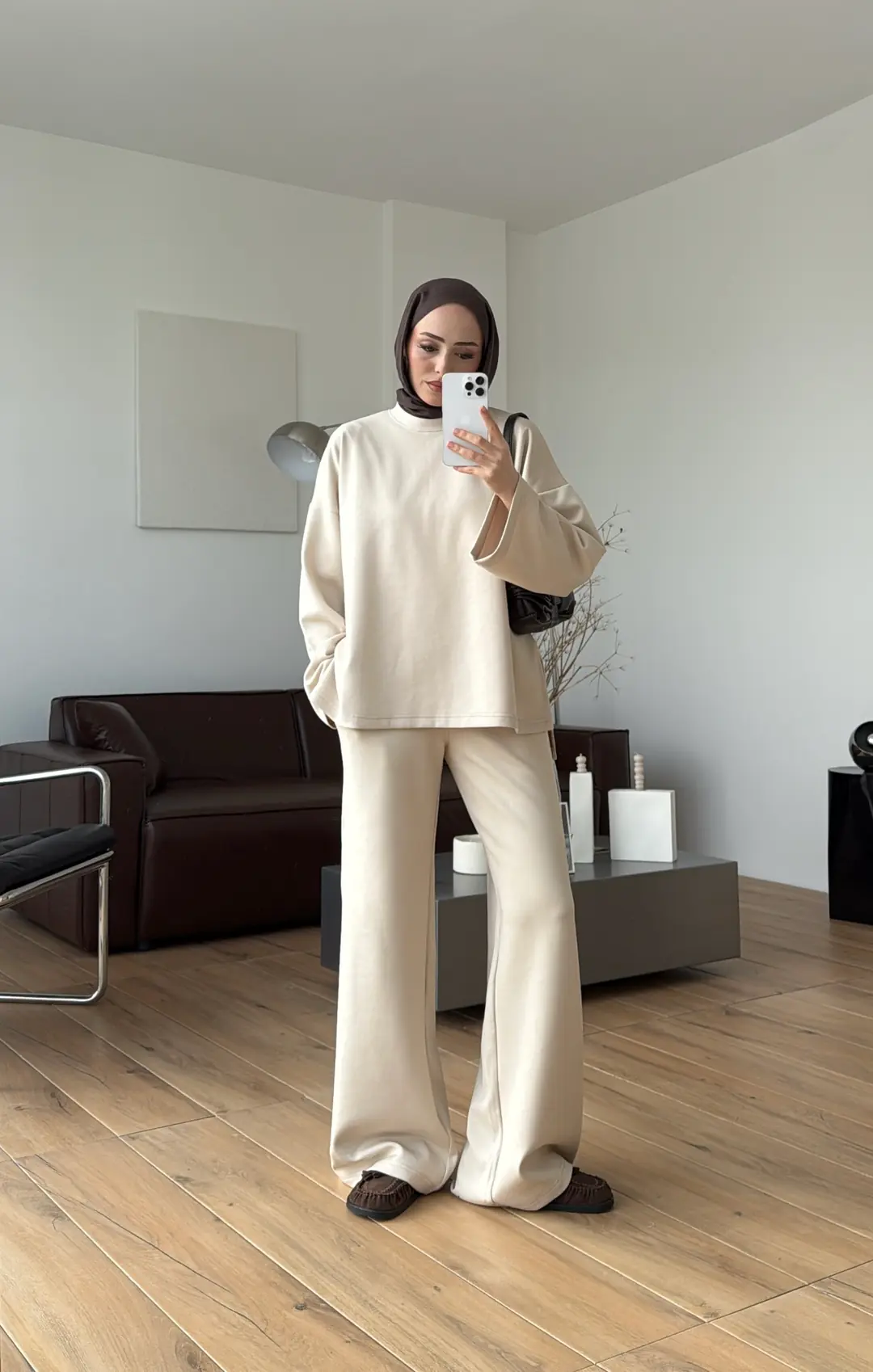 Yırtmaç Detay Takım Mevsimlik Takım Bej - Görsel 10