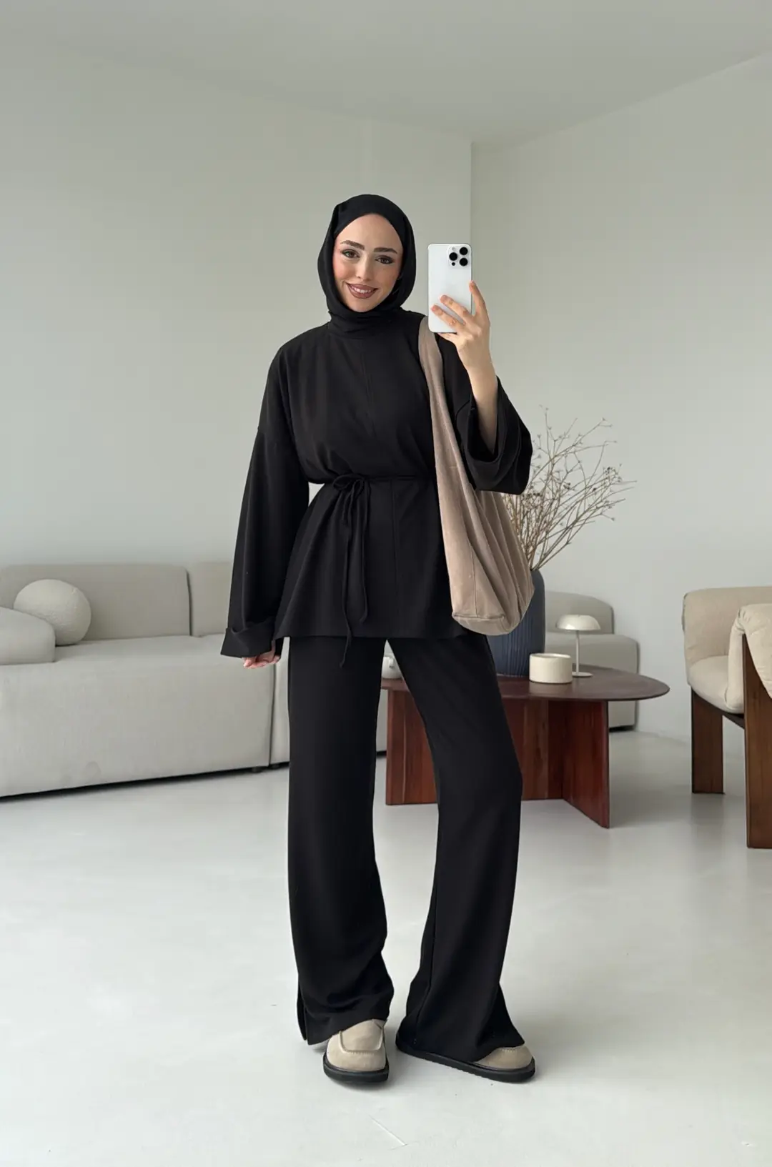 Yırtmaç Detay Takım Siyah