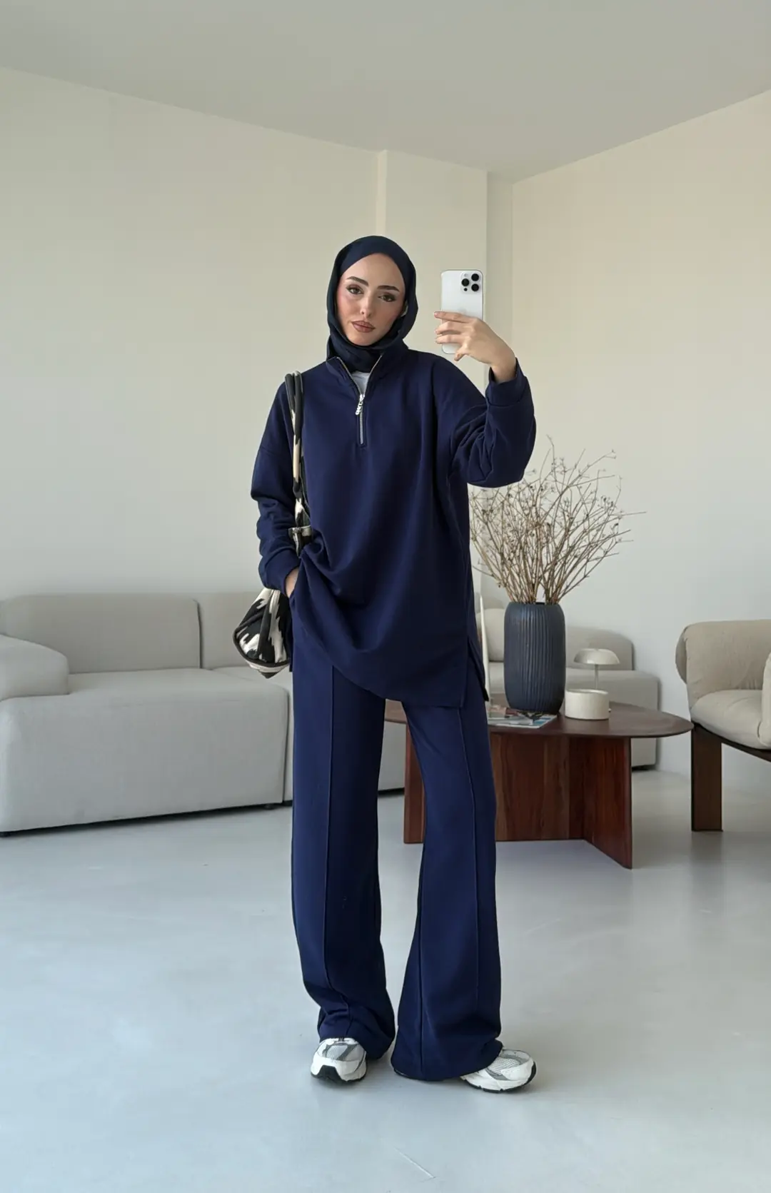 Yüksek Yaka Fermuarlı Takım Lacivert - Görsel 2